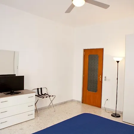 Maipiusenza House 모노폴리